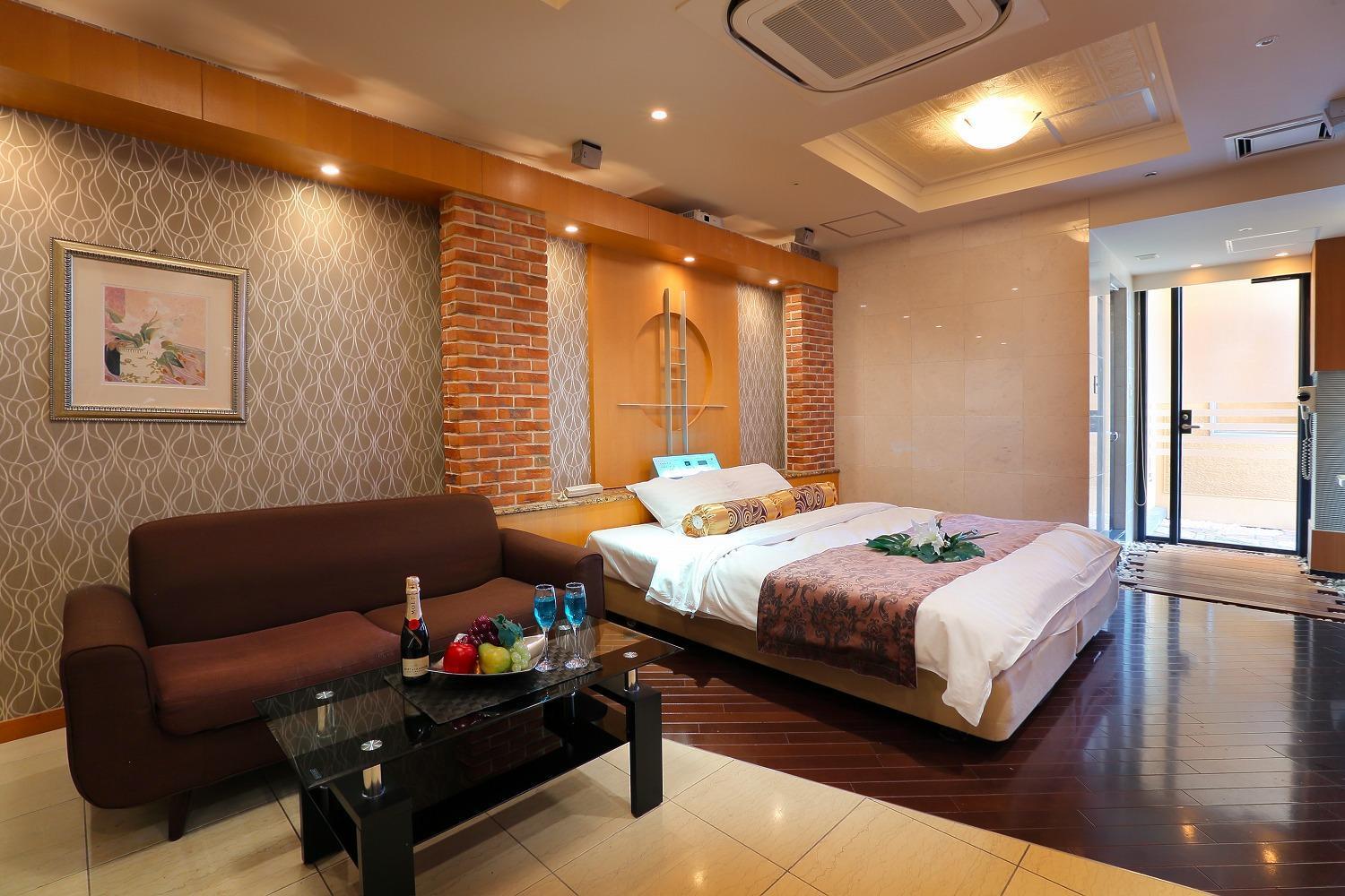 Hotel Axis -アクシス- (Adults Only) Osaka Bagian luar foto