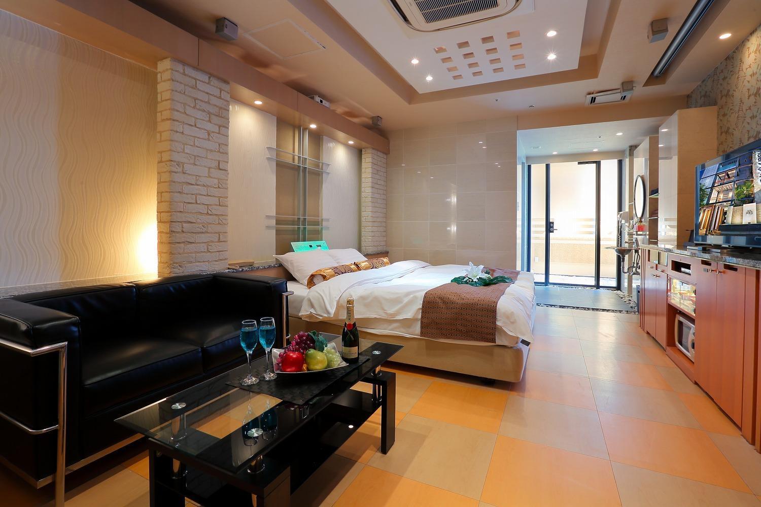 Hotel Axis -アクシス- (Adults Only) Osaka Bagian luar foto